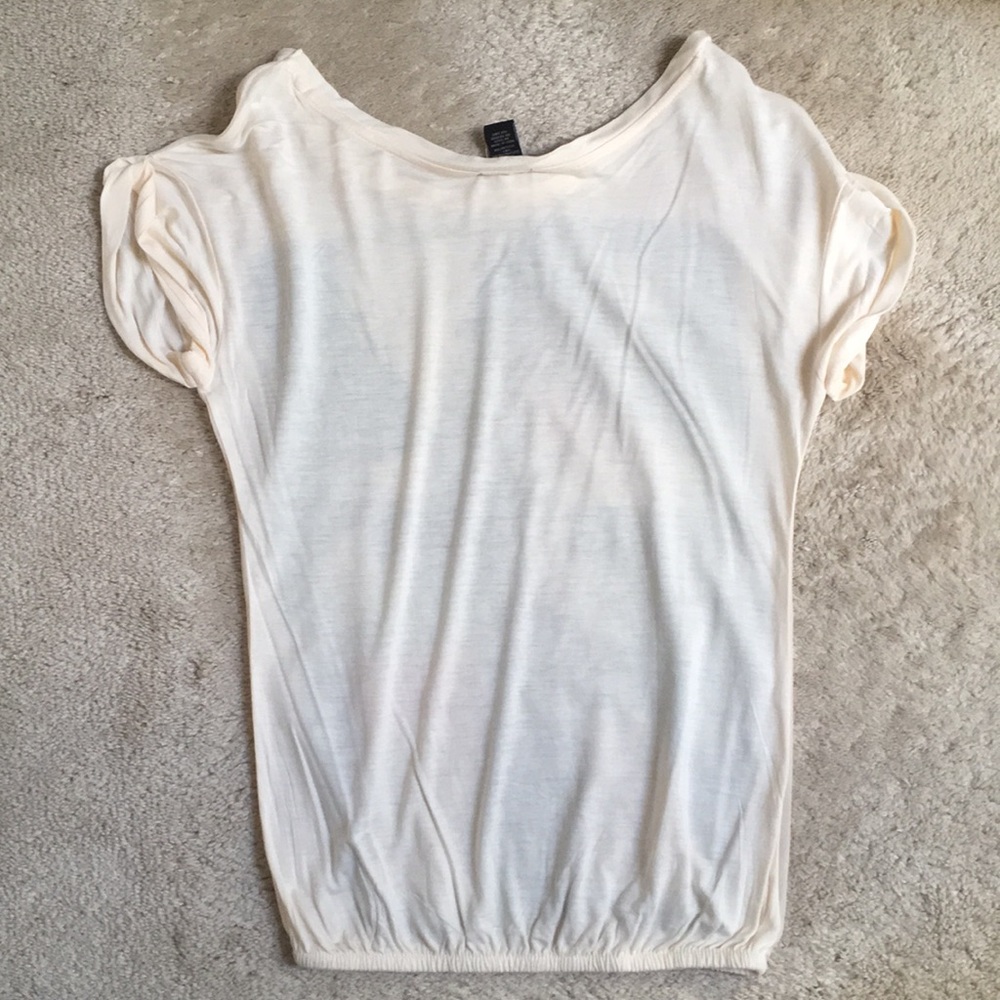 New Rue21 semi-sheer Sparkly Graphic Top S - Picture 4 of 5